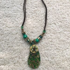 Beautiful necklace with pendant women’s